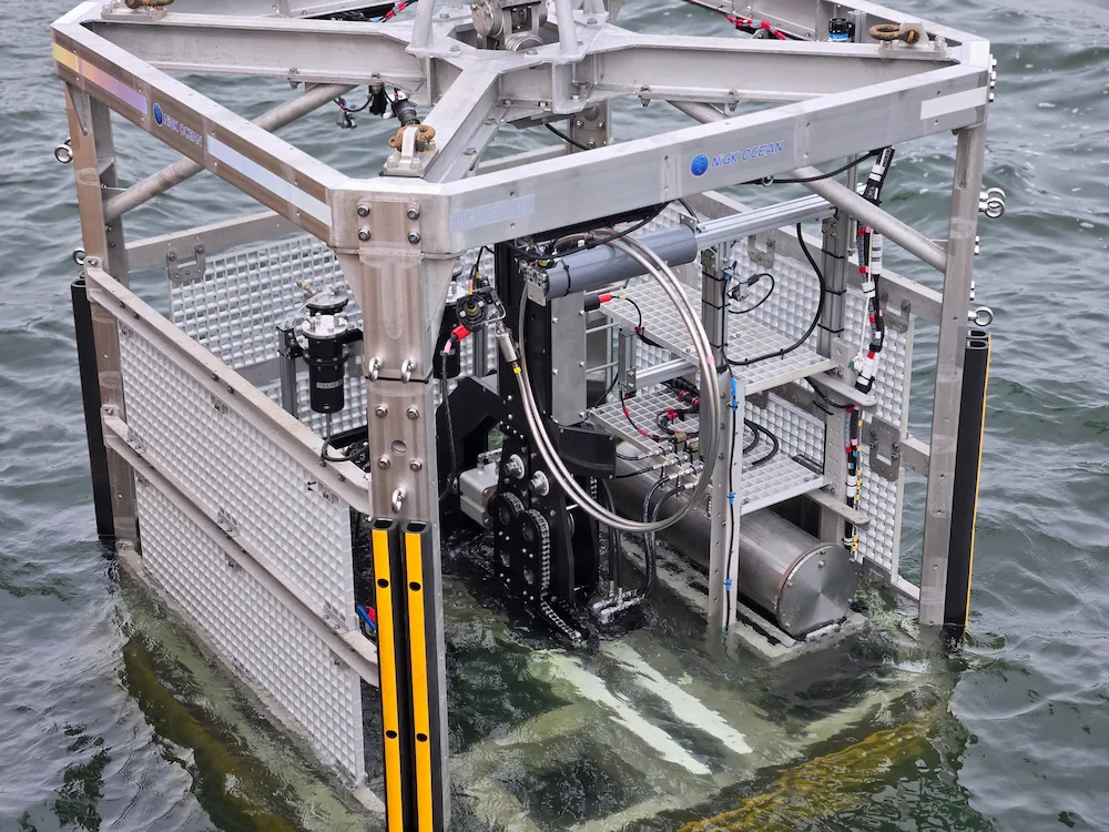 Wassoc's Cone Penetration Test integrated onto NiGK's C-Lars lander system